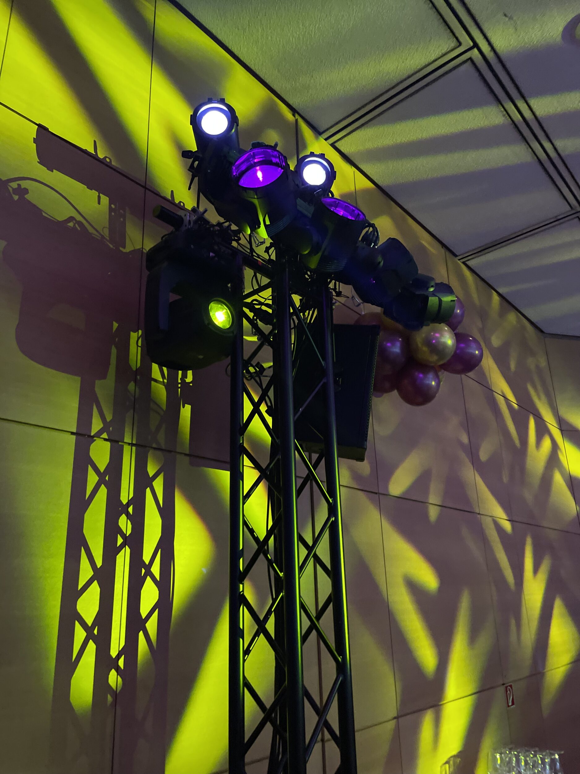 debug Lichttechnik Veranstaltungstechnik